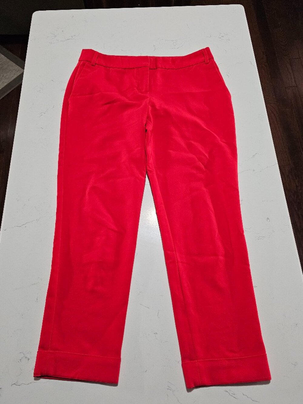 Express Editor Cropped Pants Size 4 Red Cuffed Ankle Trouser